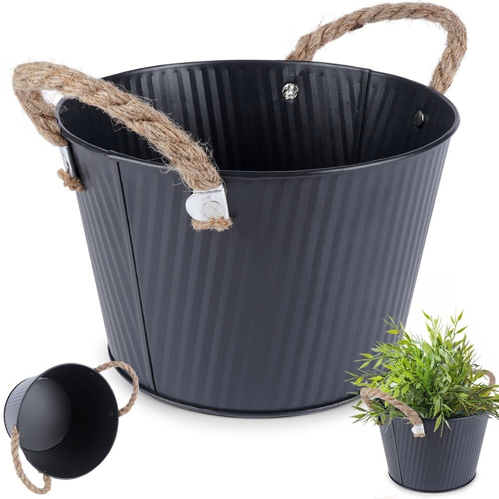 Grooved pot cover in black galvanized metal for indoor/outdoor use