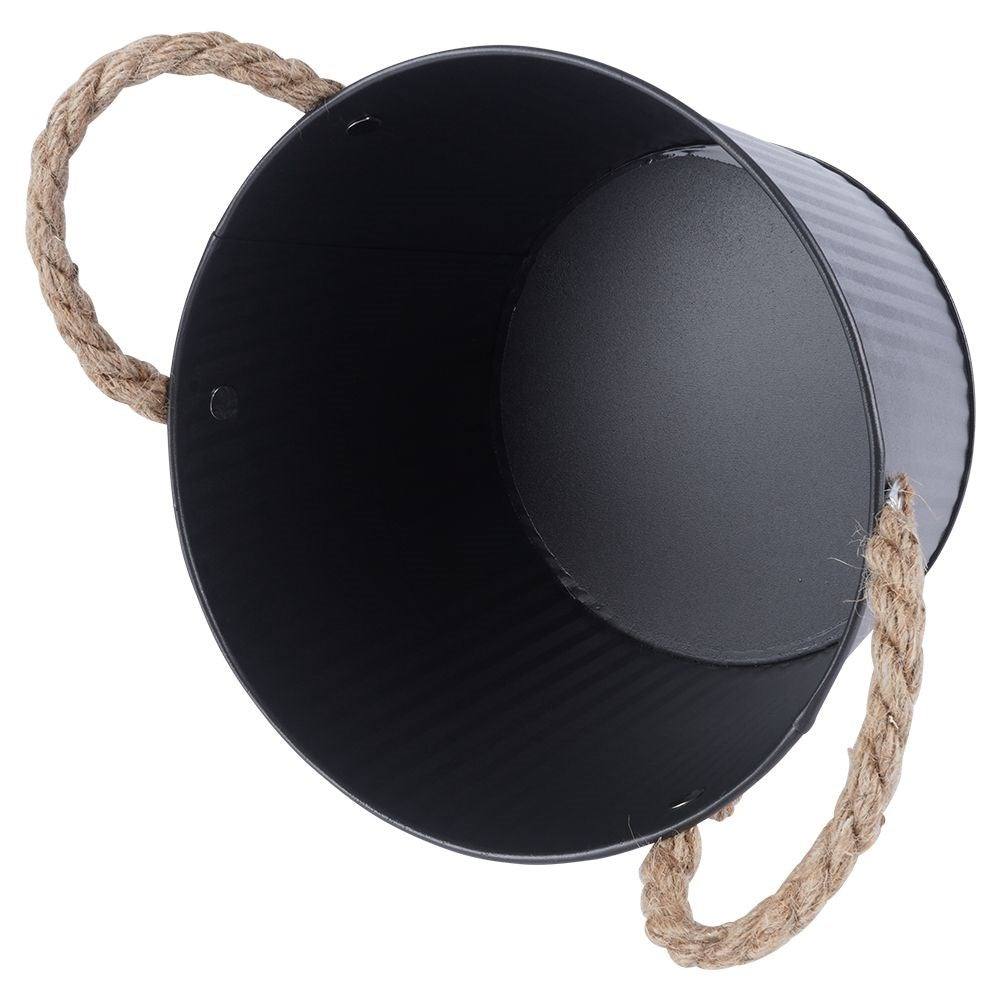 Grooved pot cover in black galvanized metal for indoor/outdoor use