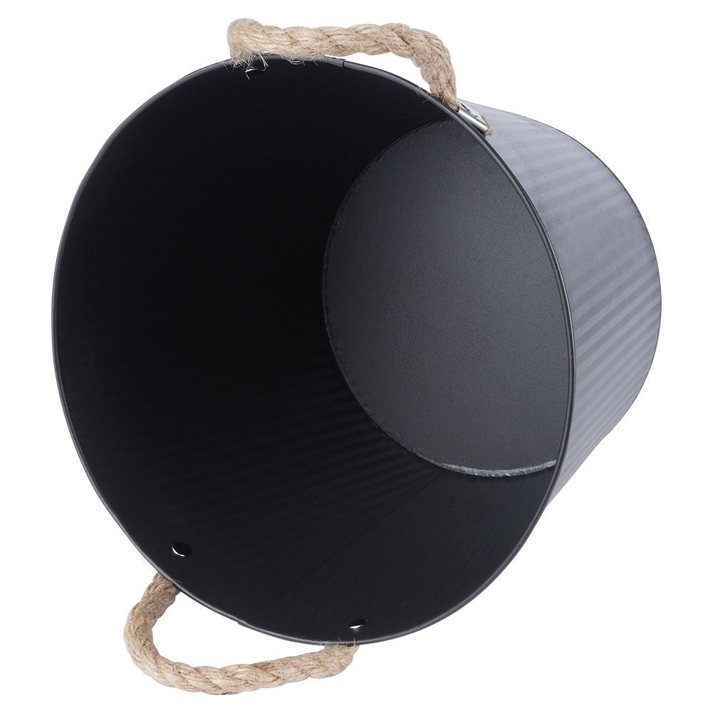 Grooved pot cover in black galvanized metal for indoor/outdoor use