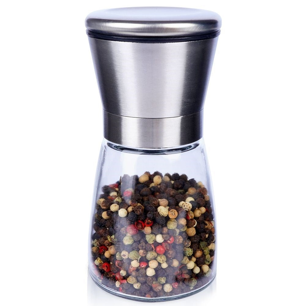 Hand grinder with adjustable grinding degree and ceramic grinder