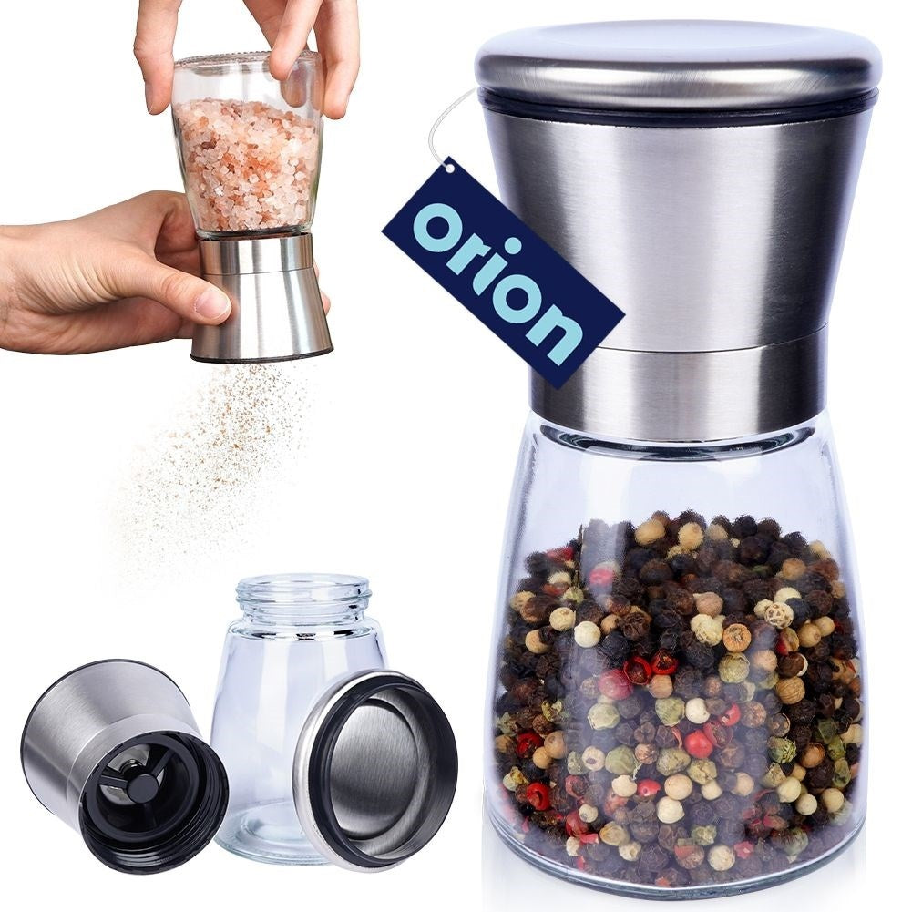 Hand grinder with adjustable grinding degree and ceramic grinder