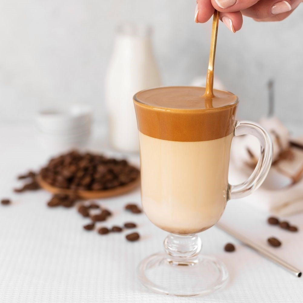 Handle glass on foot for Tea, Latte & Cappuccino