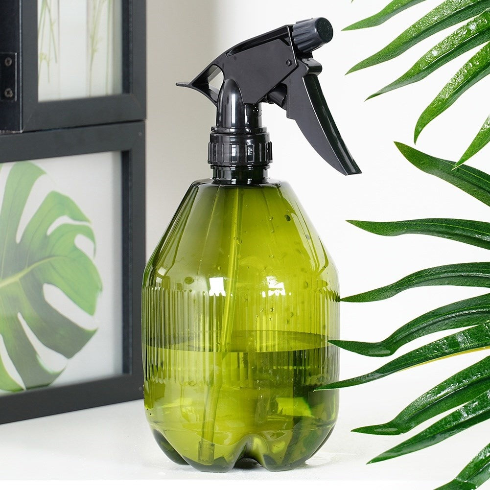 Hand sprayer 730 ml plastic dark green two water jets