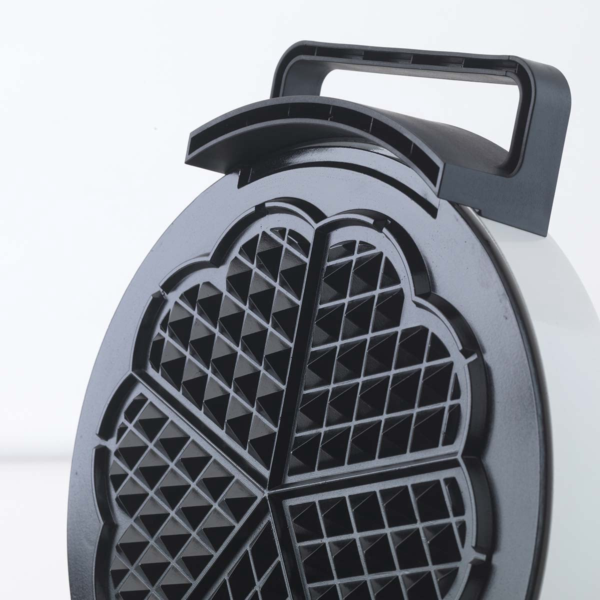 Heart-Shaped Waffle Maker, 5 Waffles, Non-Stick, 1000W