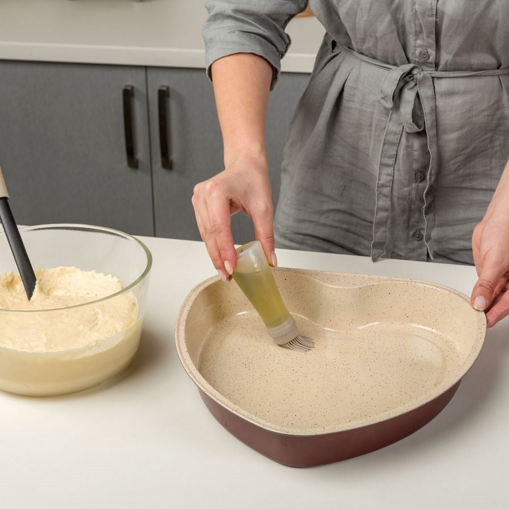 Heart-shaped baking dish with ceramic granite coating