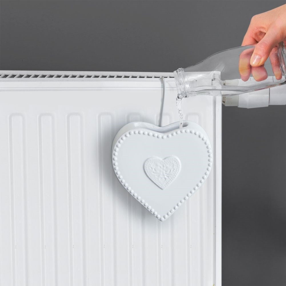 Heart-shaped ceramic humidifier for elements