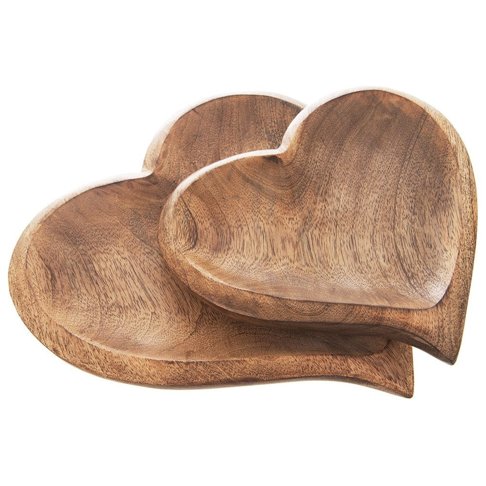 Heart-shaped serving tray in sustainable mango wood