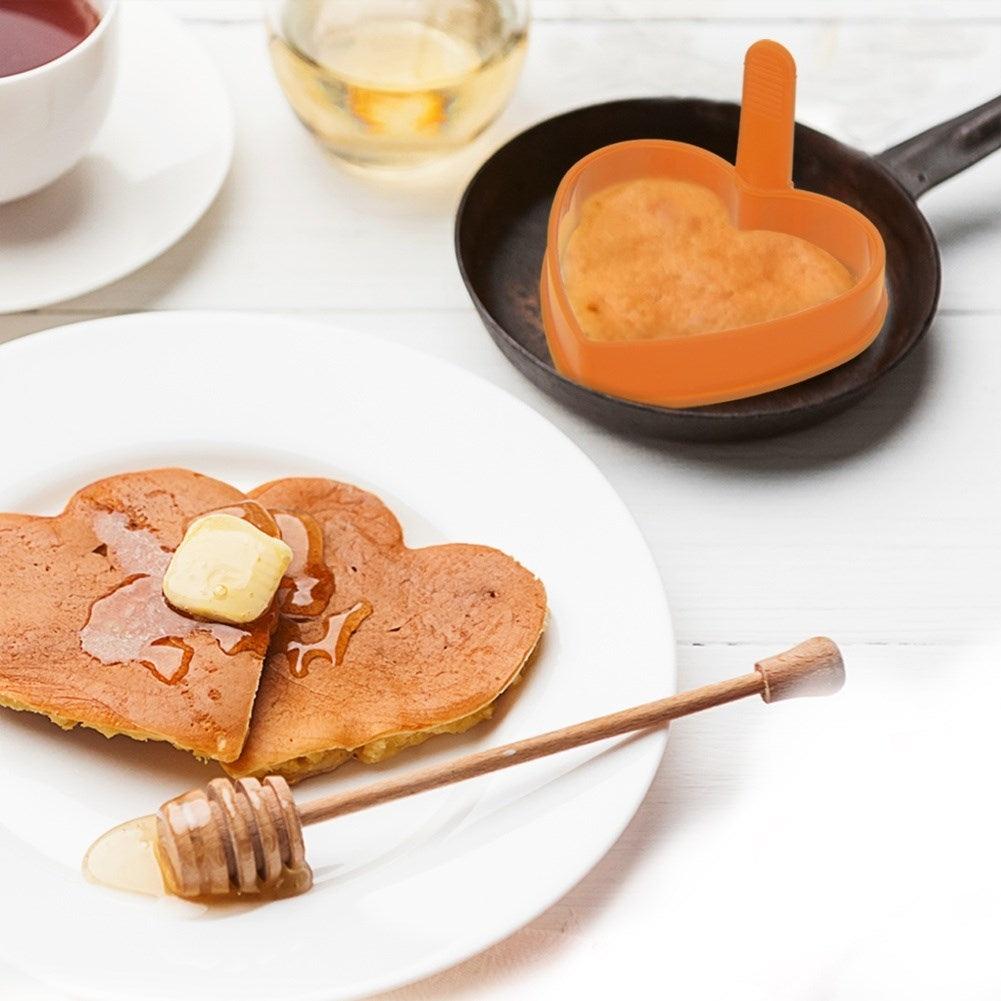 Heart-shaped silicone mold for fried eggs or pancakes