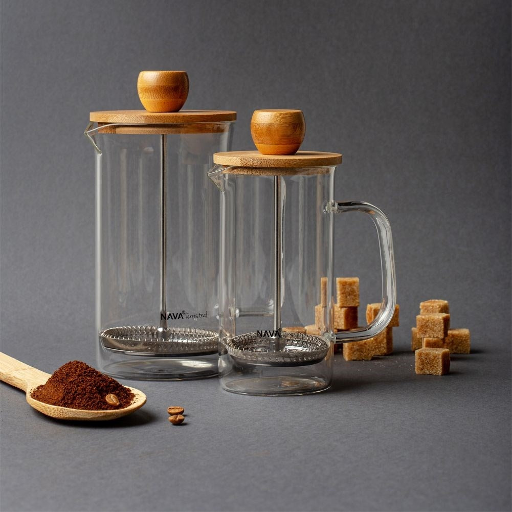 Heat-resistant glass teapot with steel piston for tea and coffee