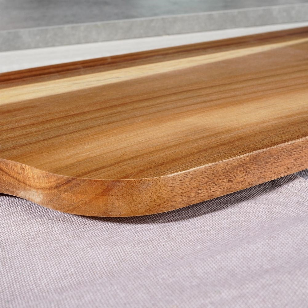 High-quality cutting board in acacia wood with handle