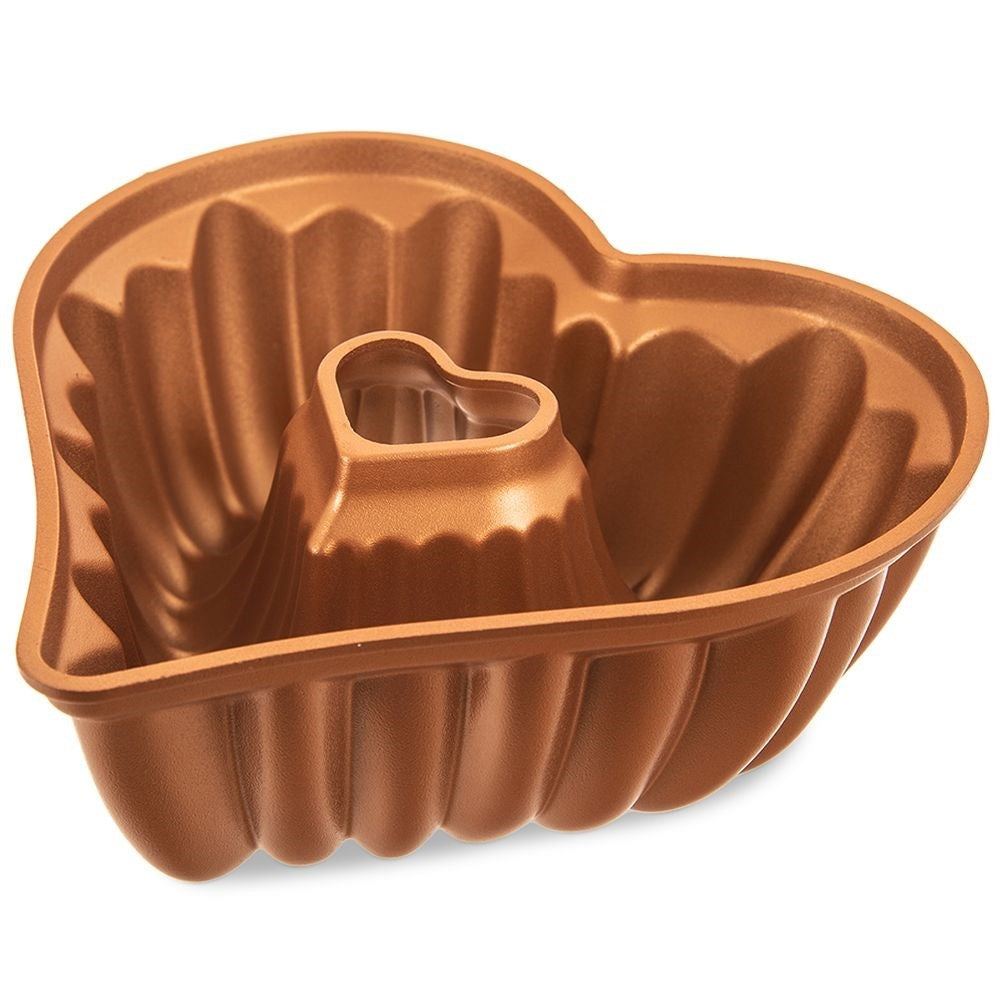 High-quality heart-shaped baking pan with non-stick coating