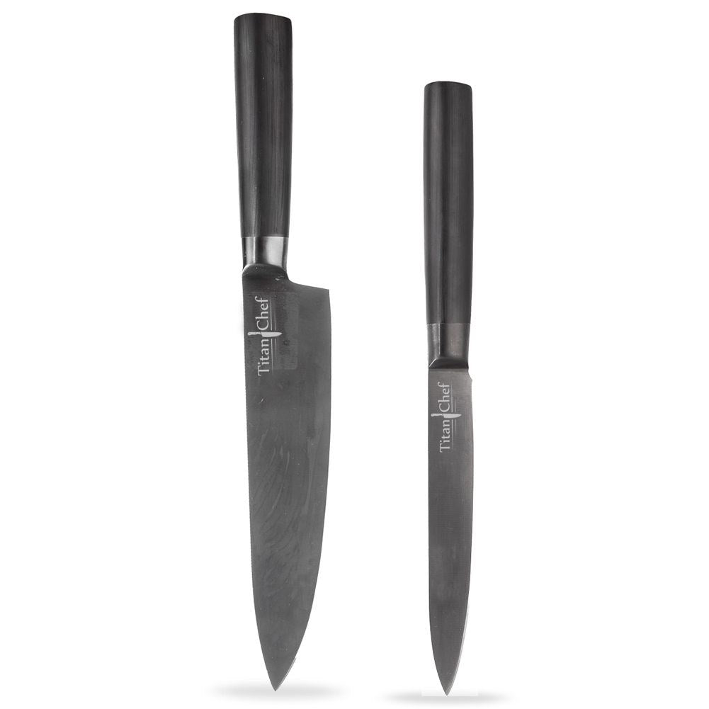 High-quality kitchen knives in stainless steel and titanium