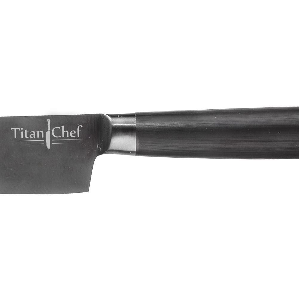 High-quality kitchen knives in stainless steel and titanium