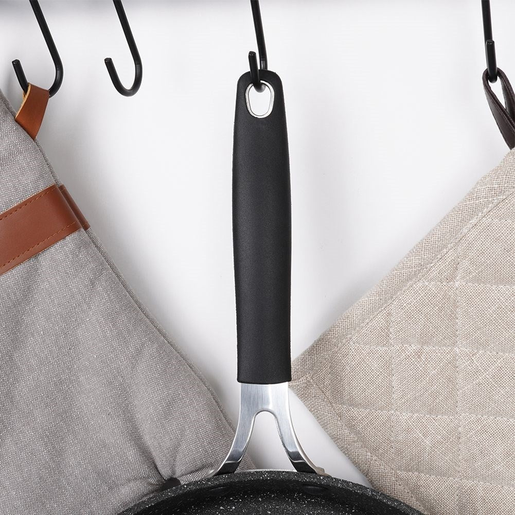 High-quality non-stick frying pan for all stoves and ovens