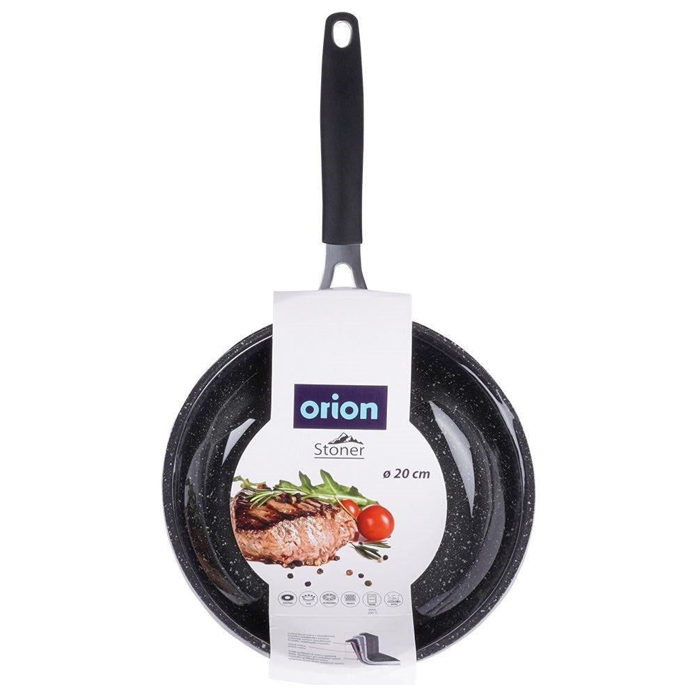 High-quality non-stick frying pan for all stoves and ovens