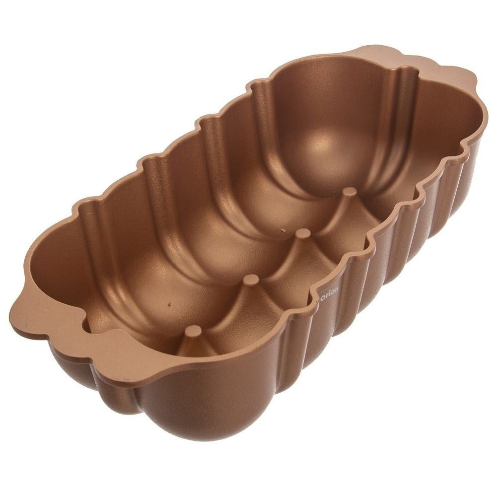 High-quality oblong semi-round baking form in copper color