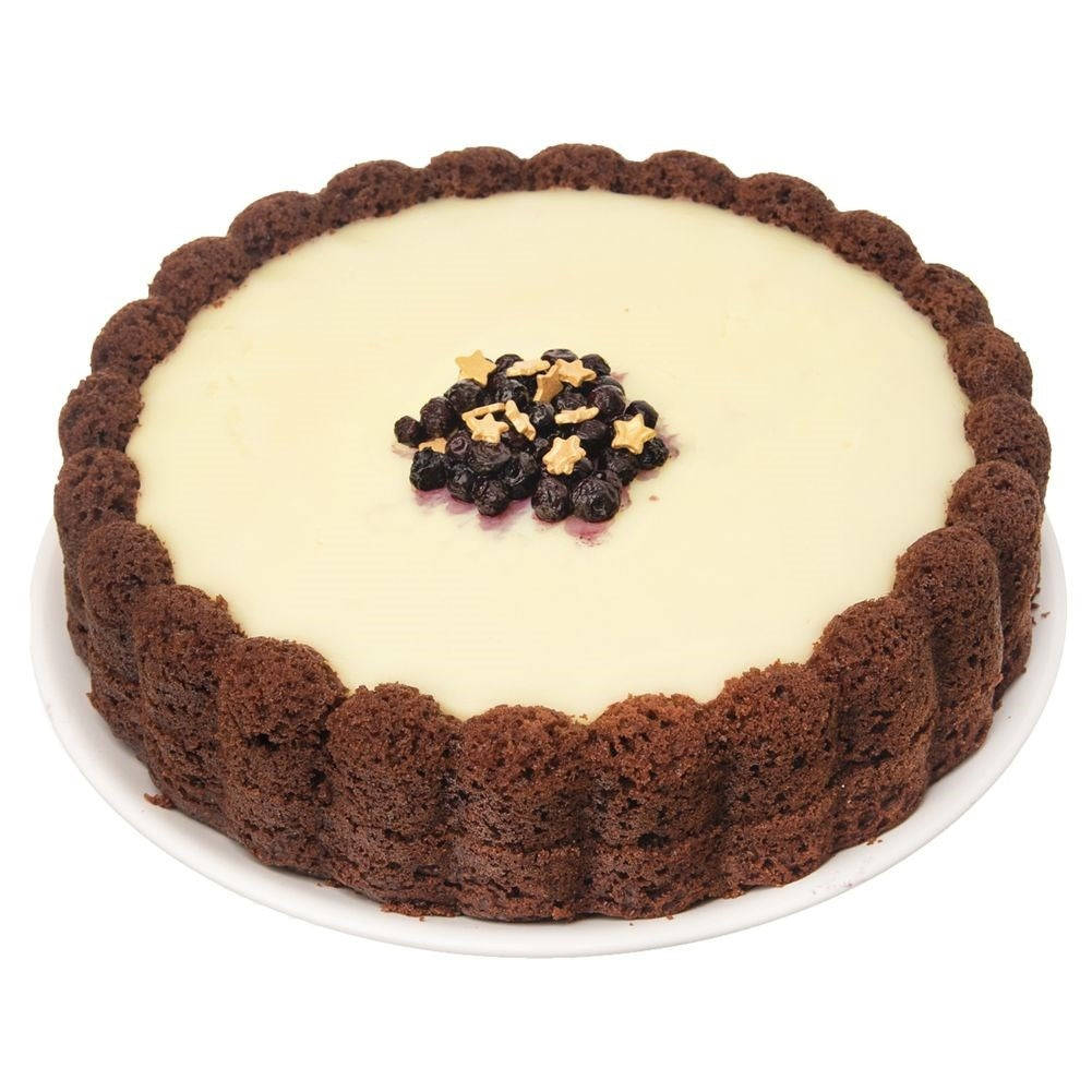 High-quality round baking pan with non-stick coating