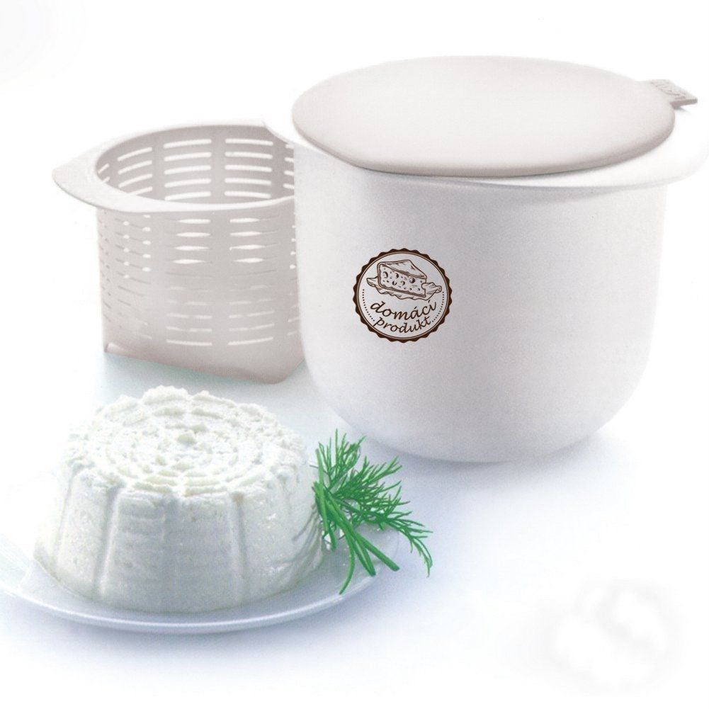 Homemade Cheese Set: Bowl, Strainer and Lid
