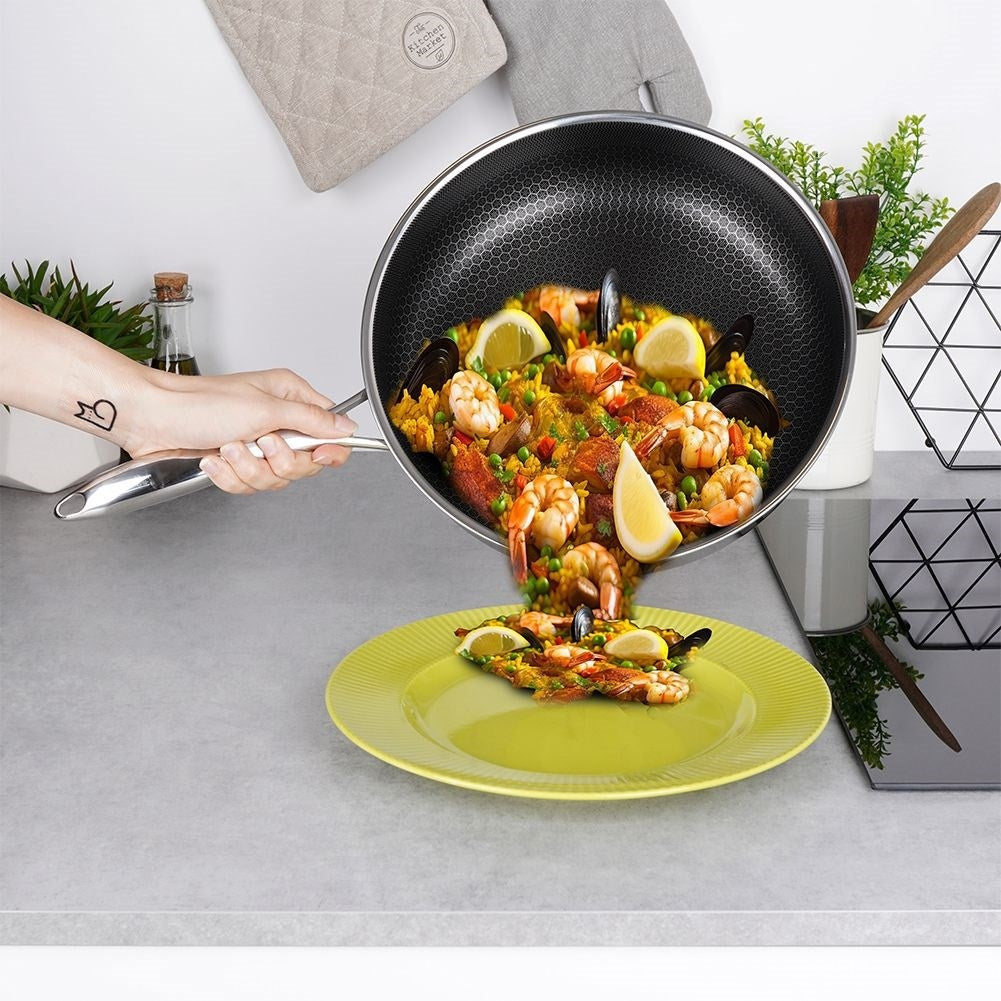 Hybrid frying pan: Non-stick, stainless steel, metal utensils