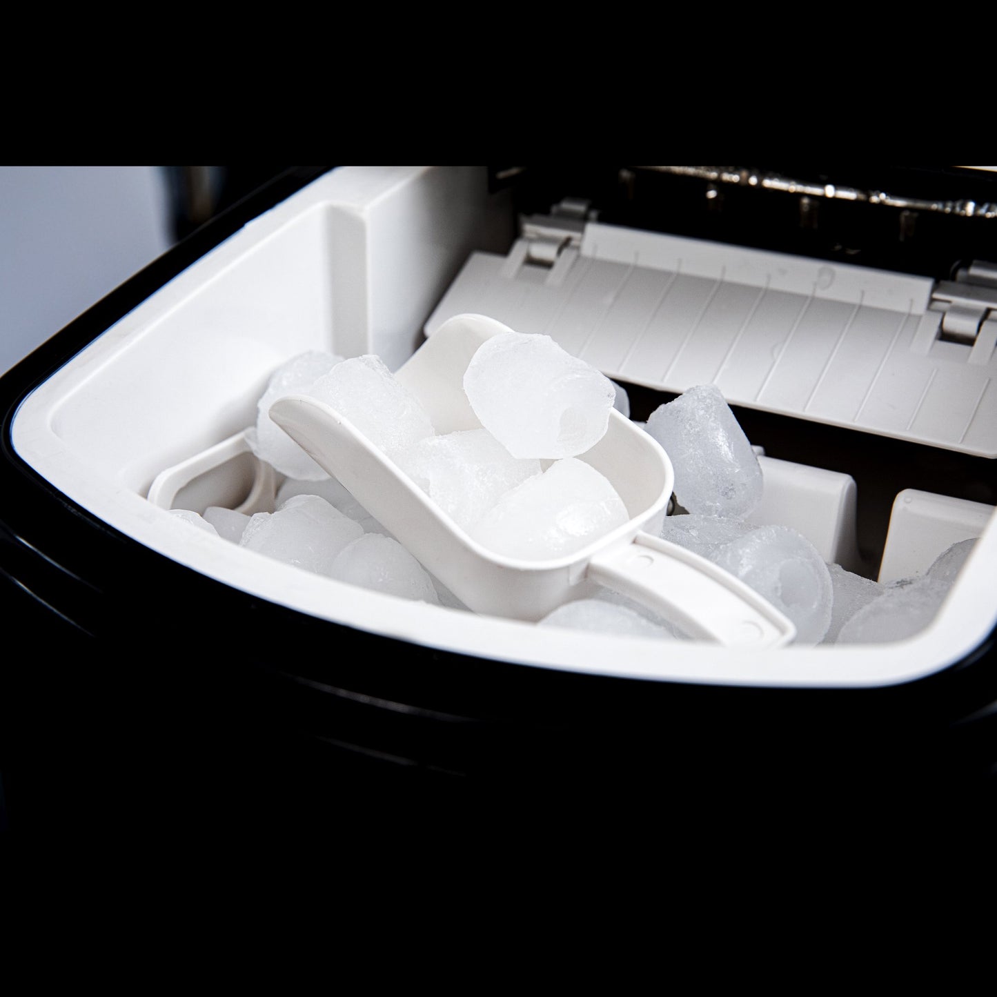 Ice Cube Maker, 9 Cubes in 10 Min, 1.7L Capacity