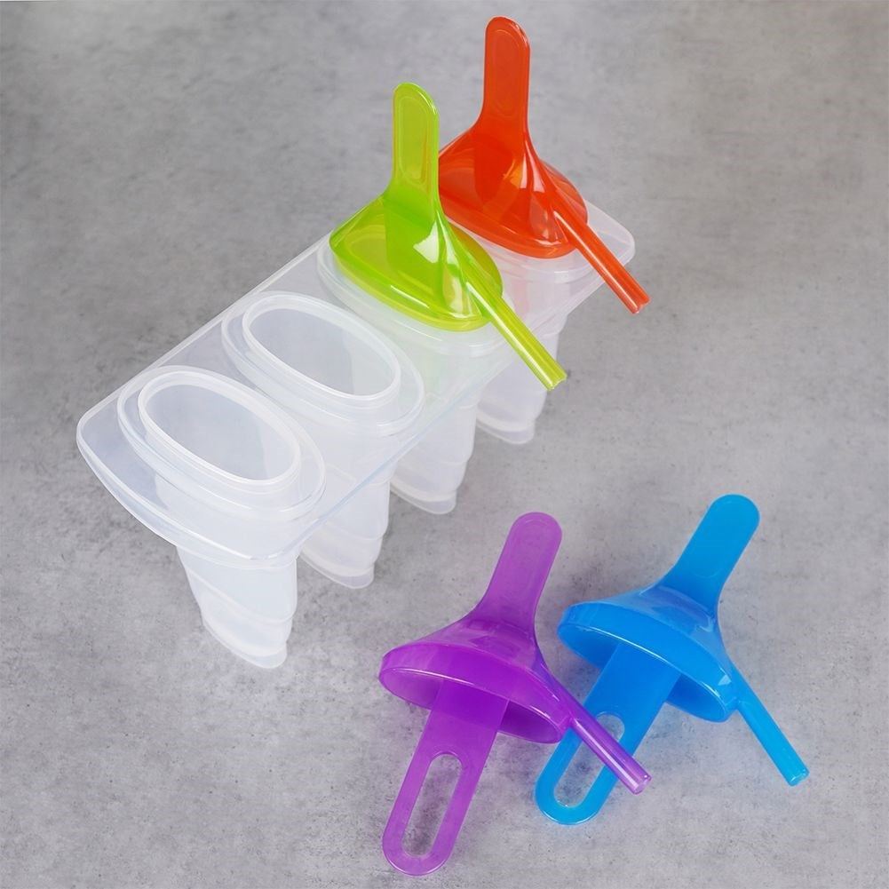 Ice cream mold with stand for 4 portions of homemade ice cream