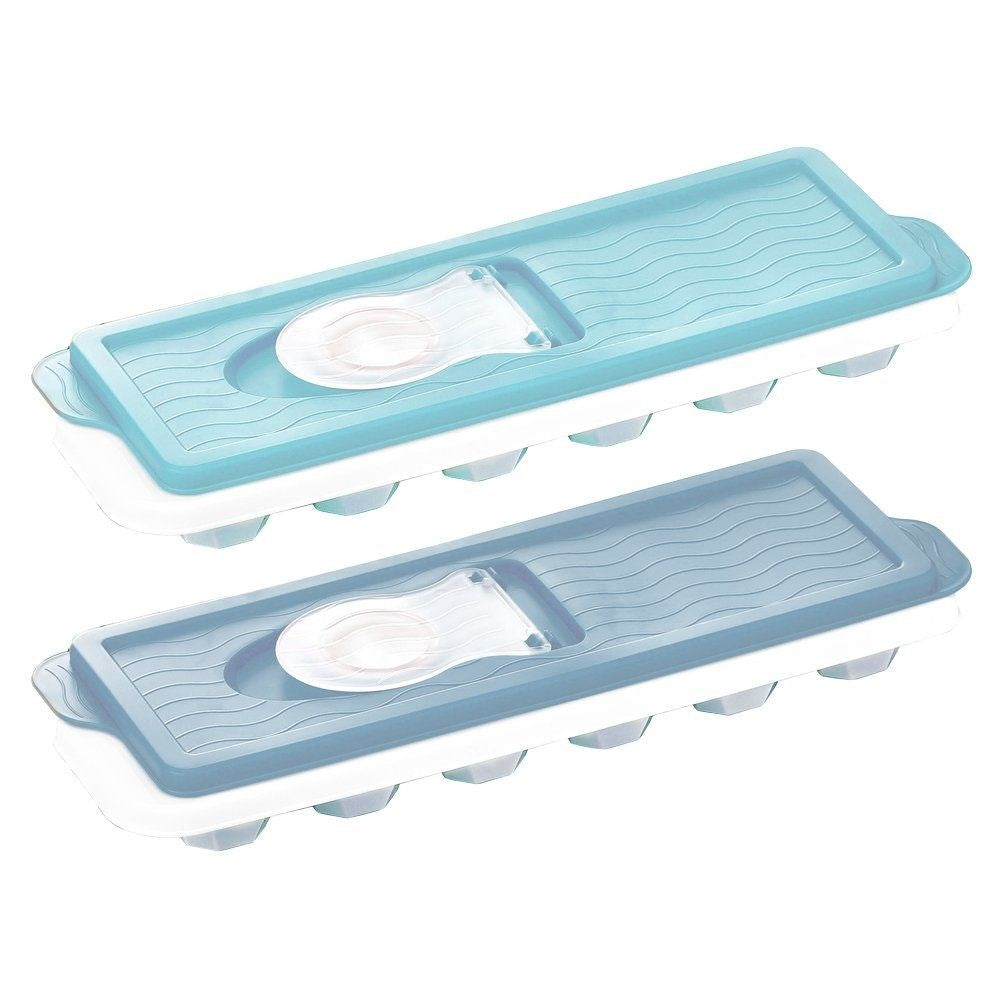 Ice cube mold with lid and easy filling, spill-proof transport