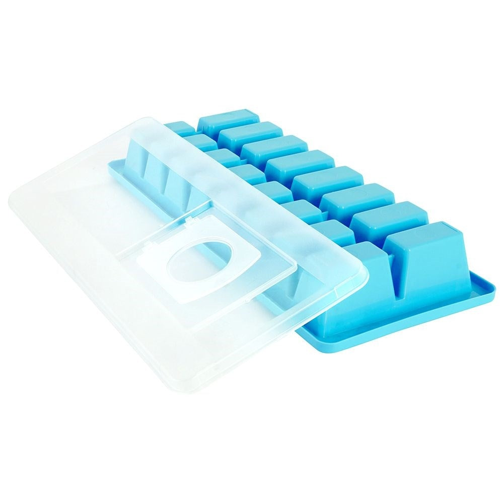 Ice cube mold with lid - spill-free and easy to fill