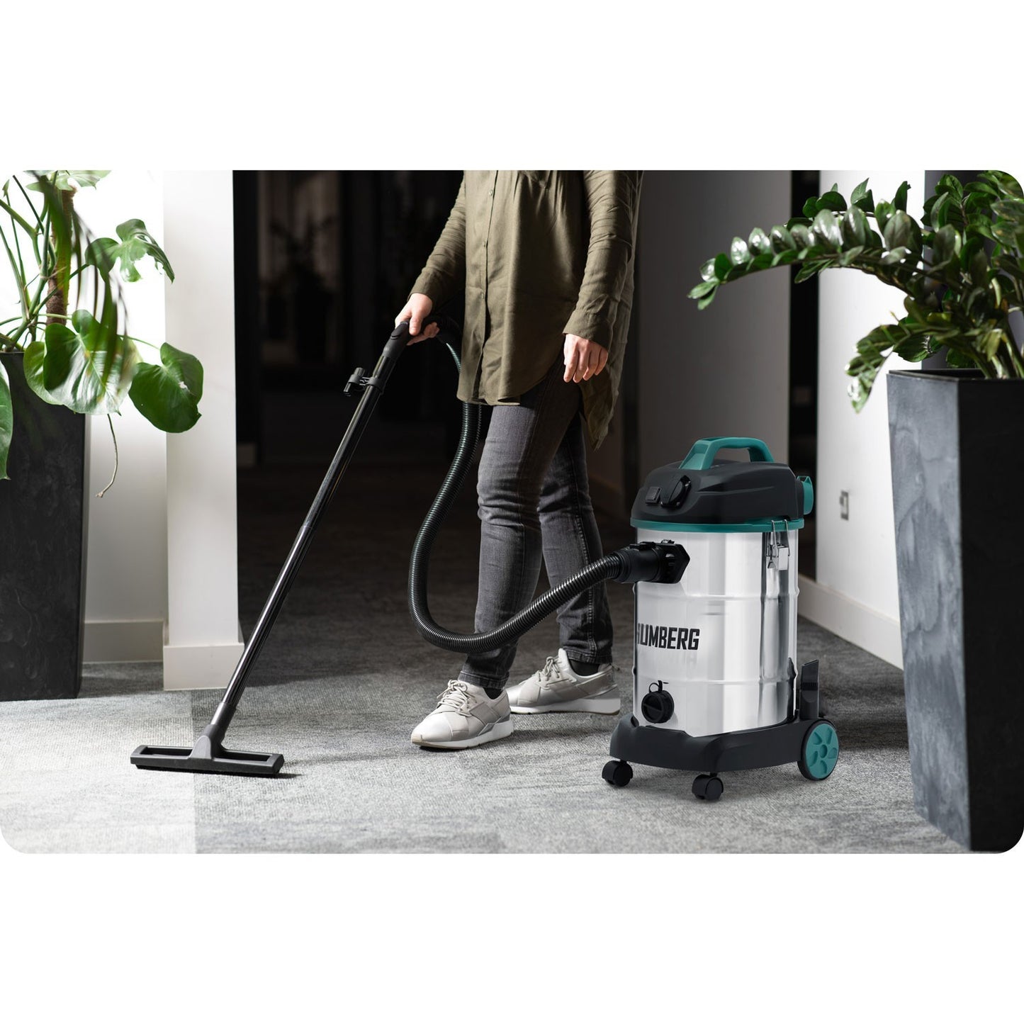 Industrial Vacuum Cleaner 30L 1600W HM-402