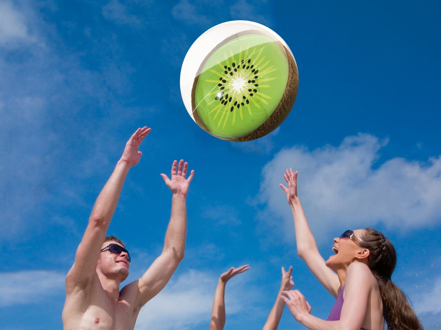Inflatable beach ball with print 46 cm Bestway 31042 strawberry