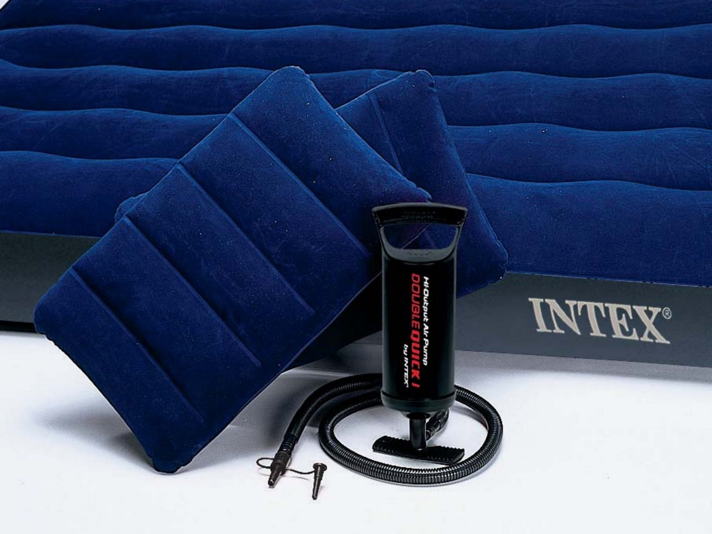 Inflatable mattress 203x152x22 cm with INTEX 68765 piston pump