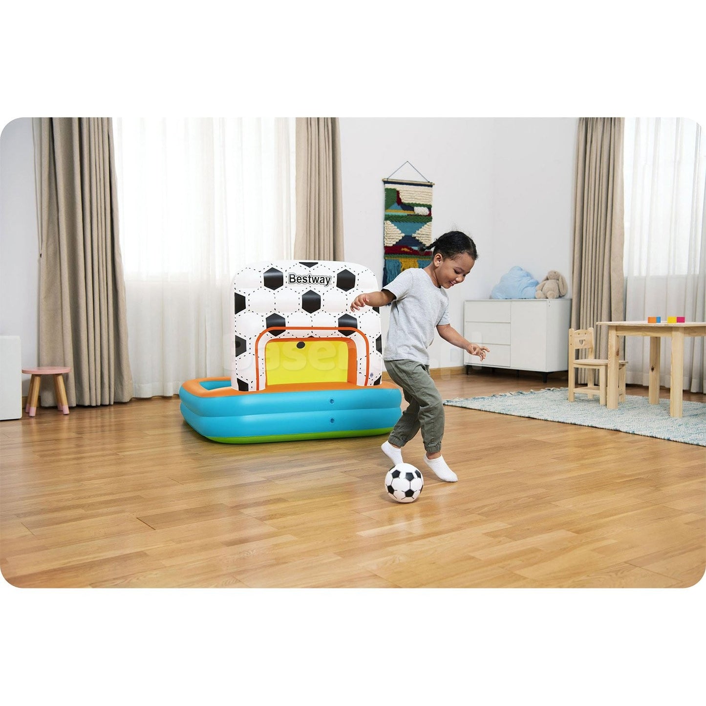 Inflatable playground with balls 120 x 107 x 84 cm Bestway 52728