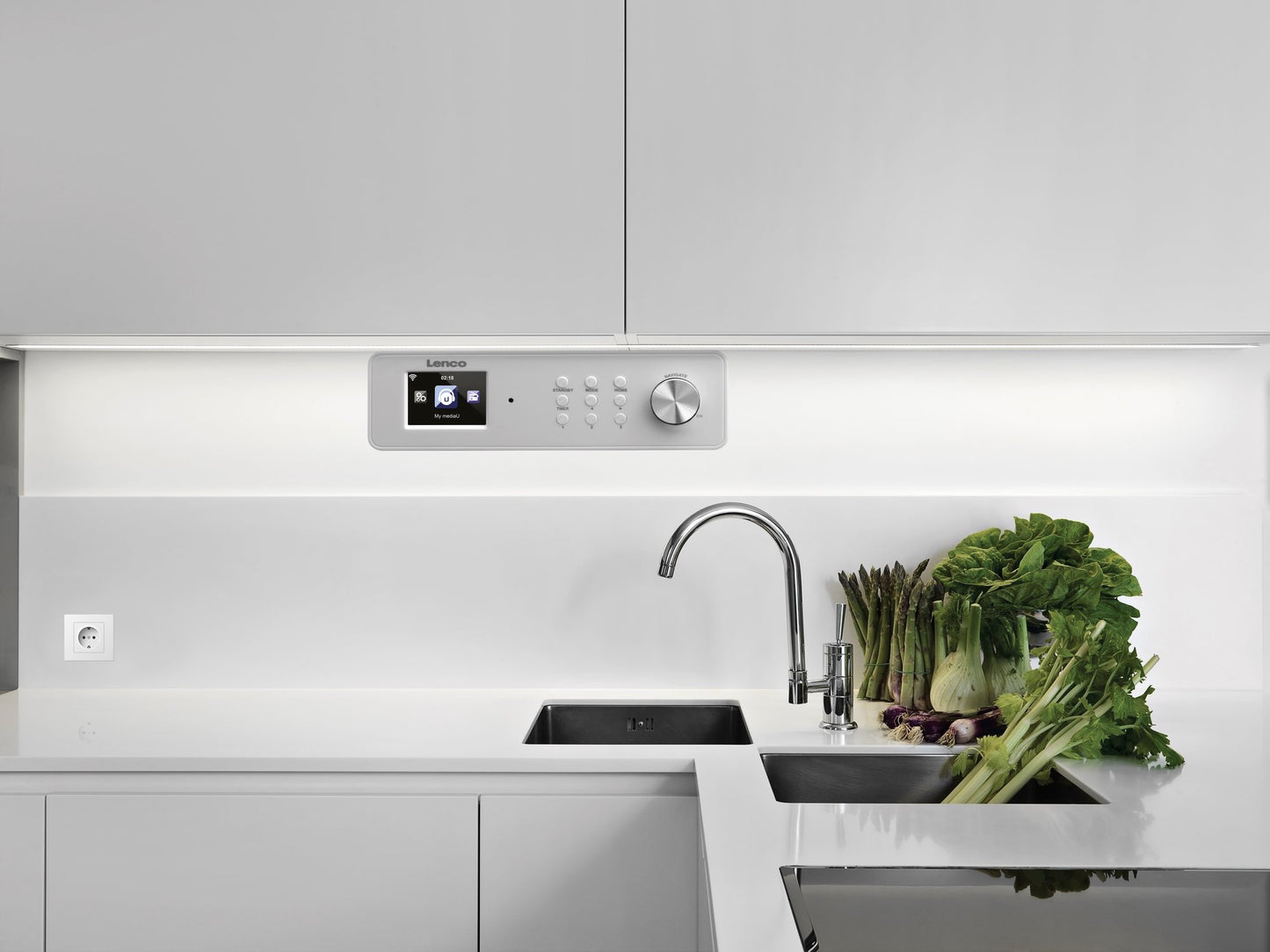 Internet Kitchen Radio with FM, Timer, White