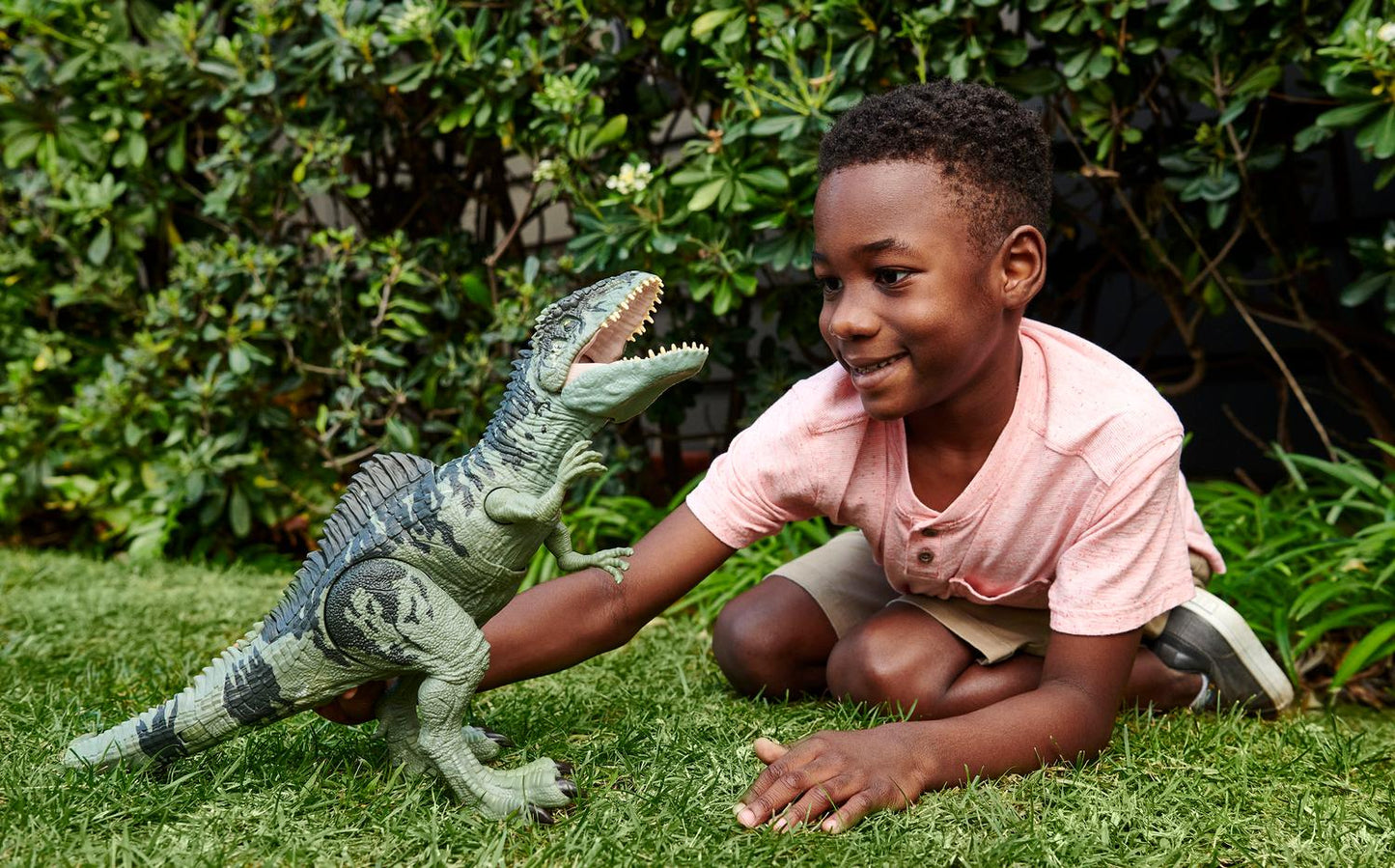 Jurassic World Strike 'N Roar Giant Dino