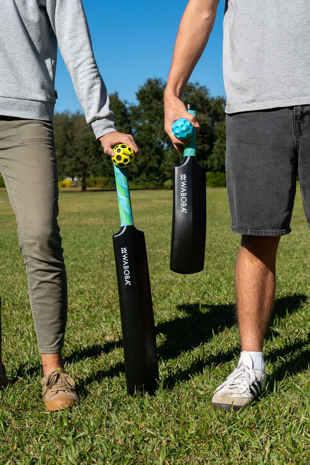 Kids Travel Paddle Bat Set with Bouncing Ball, 48 cm