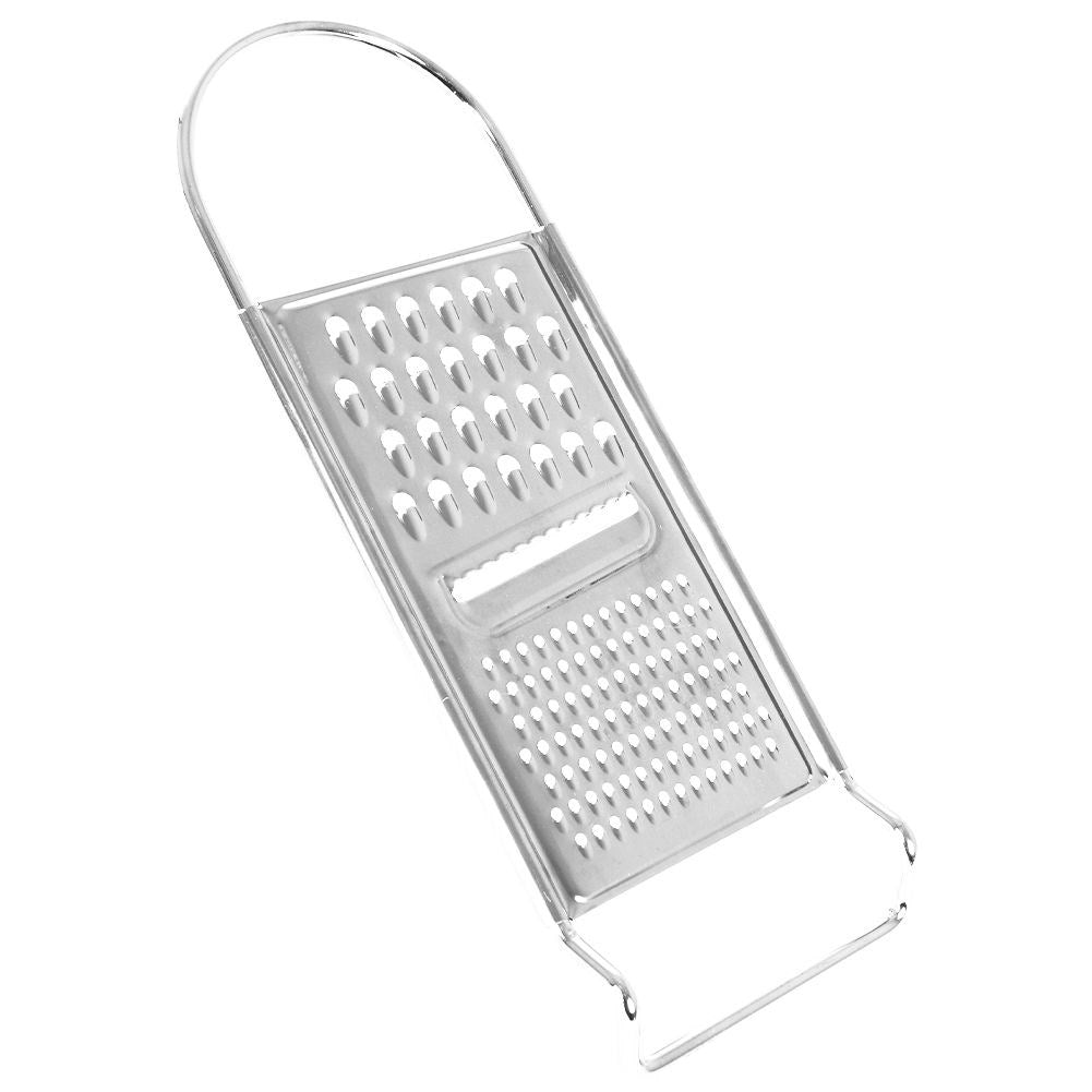 Kitchen grater with three blades - Convenient and space-saving