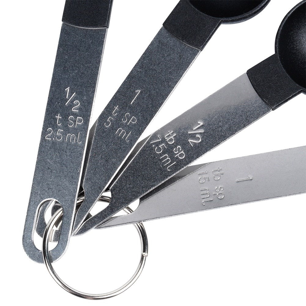 Kitchen measuring set: 4 measuring spoons & 4 measuring cups for easy measuring