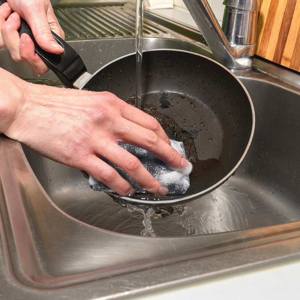 Kitchen sponges for gentle and effective cleaning