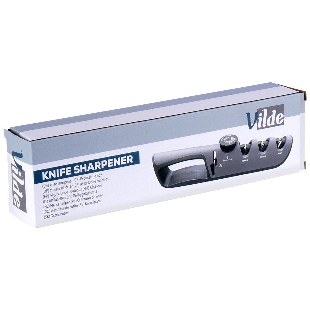Knife sharpener with four sharpening zones and adjustable sharpening angle