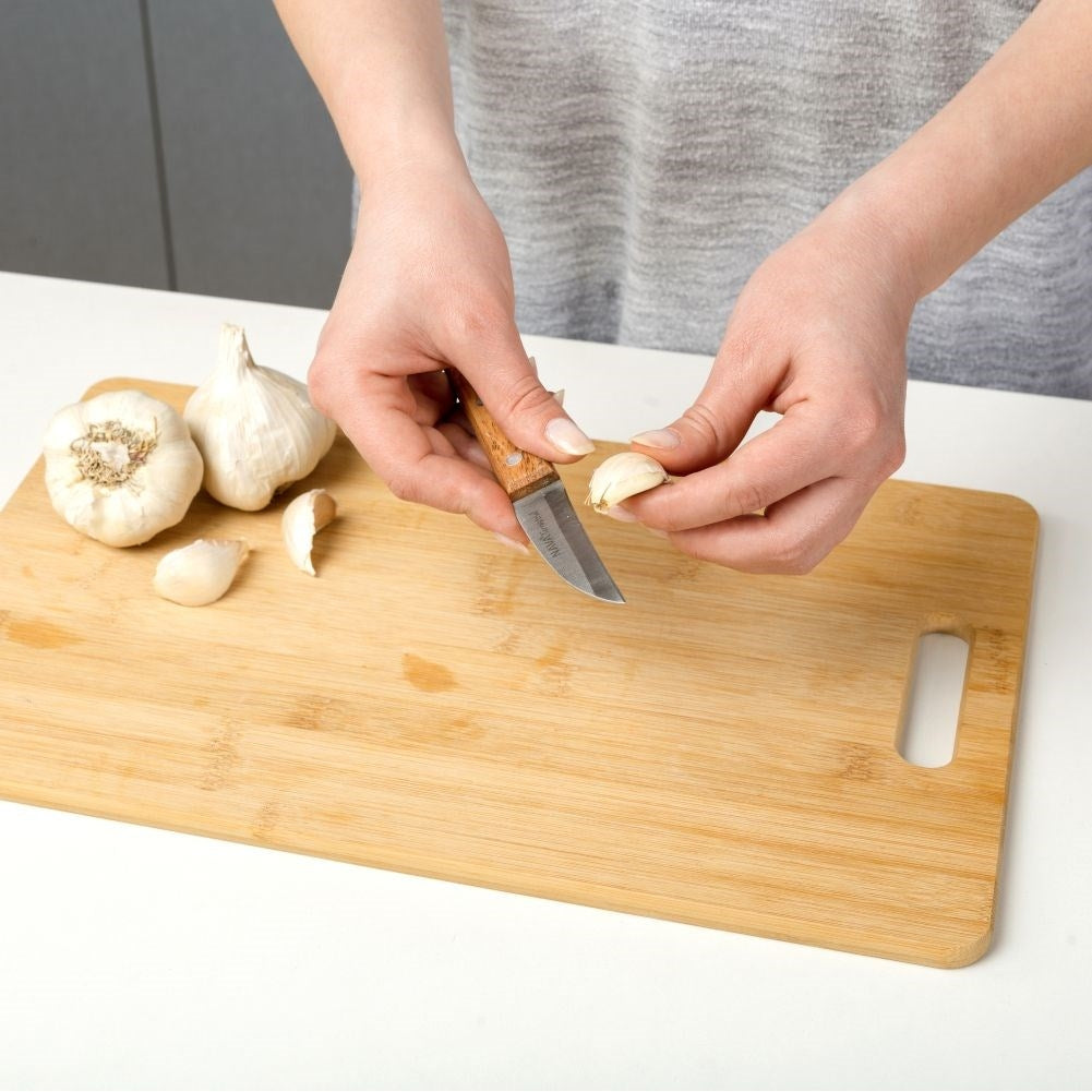Knives: Stainless steel, riveted wooden handle, perfect for peeling
