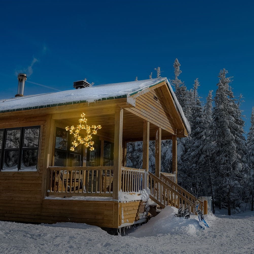 LED star: Perfect Christmas decoration for facades and buildings