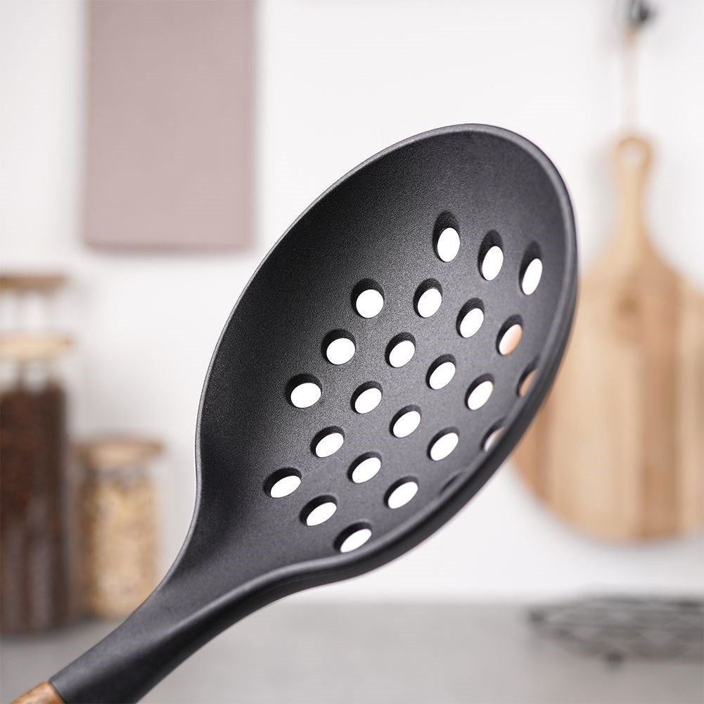 Ladle in durable acacia wood for easy skimming and serving