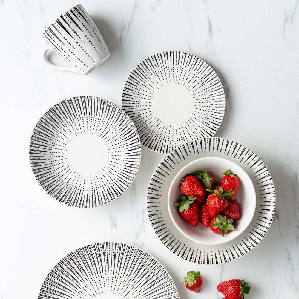 Large Bowl 1.4L in White Porcelain with Black Design