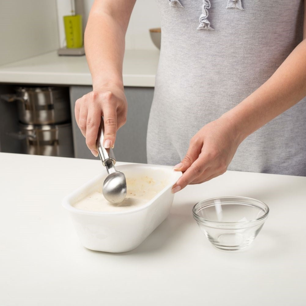Large Ice Cream Scoop for Perfect Ice Cream Balls