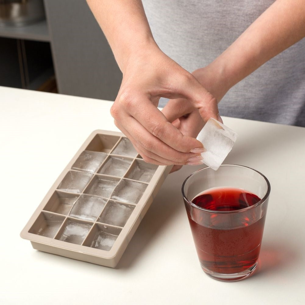 Large Silicone Mold for Square Ice Cubes - 15 Pieces