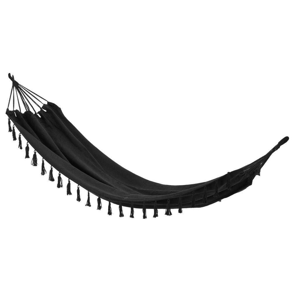 Large and durable hammock for relaxing in the garden