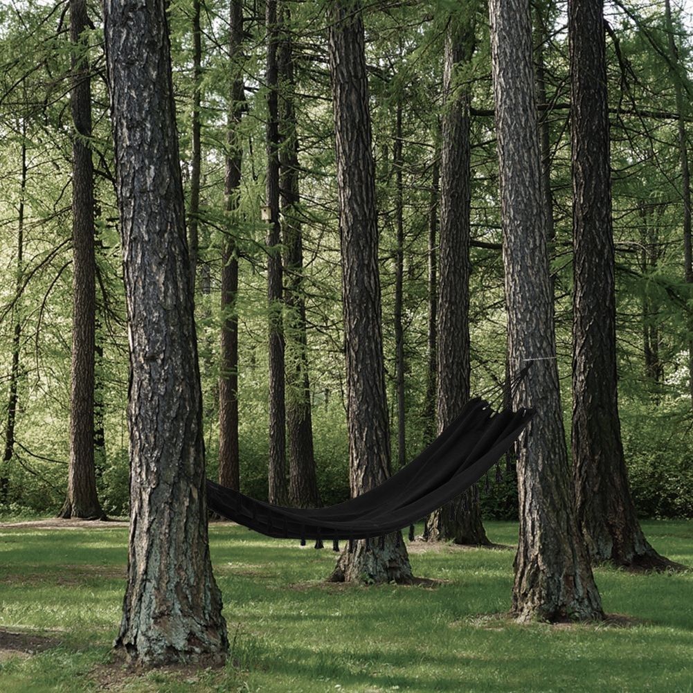 Large and durable hammock for relaxing in the garden
