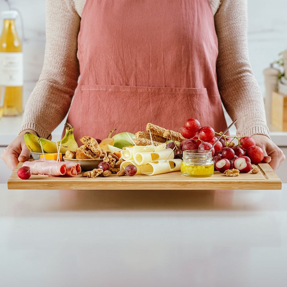 Large cutting board in durable bamboo with edge