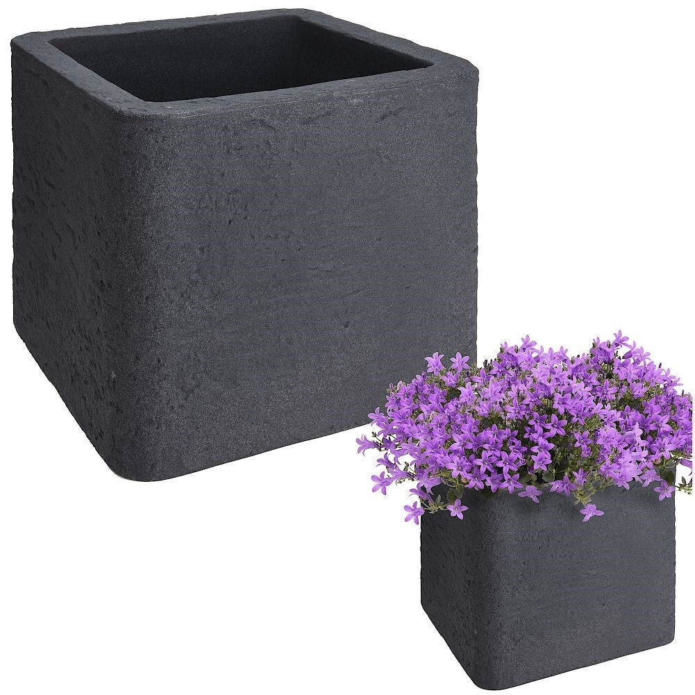 Large durable flower pot in weather-resistant stone imitation