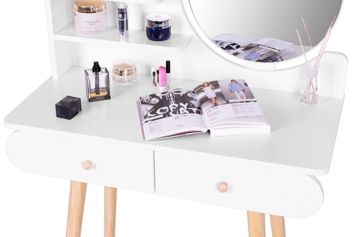 Large modern cosmetic dressing table with mirror shelves
