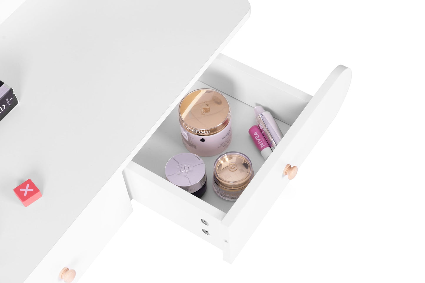 Large modern cosmetic dressing table with mirror shelves
